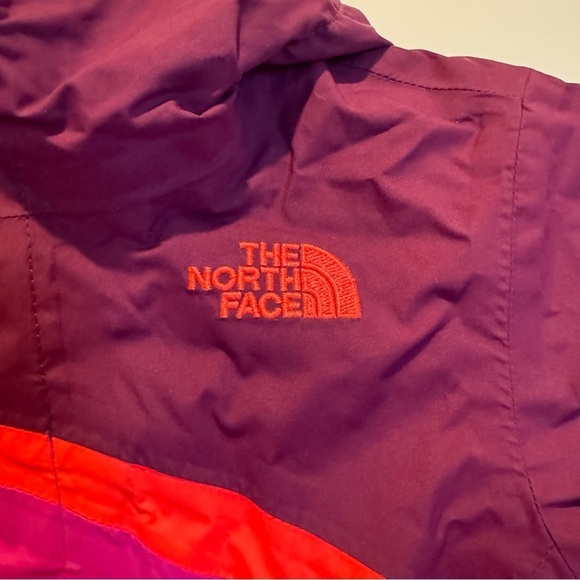 Kids 2T North Face Ski Jacket OUTER LAYER ONLY with Hood - Picture 9 of 9